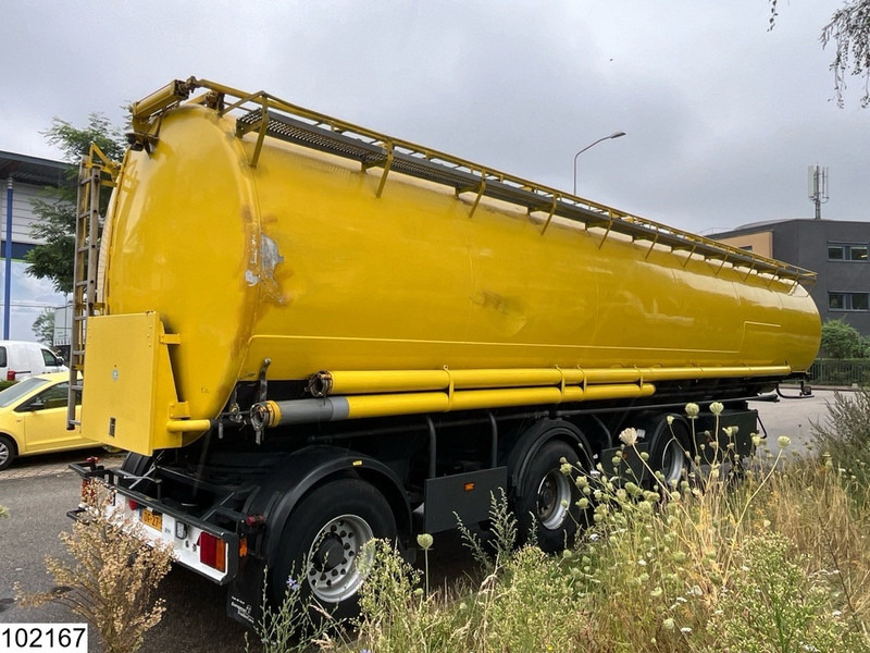 WELGRO Bulk 60 m3, 10 compartments, 3x steering - Tank semi-trailer: picture 3 WELGRO Bulk 60 m3, 10 compartments, 3x steering - Tank semi-trailer: picture 3