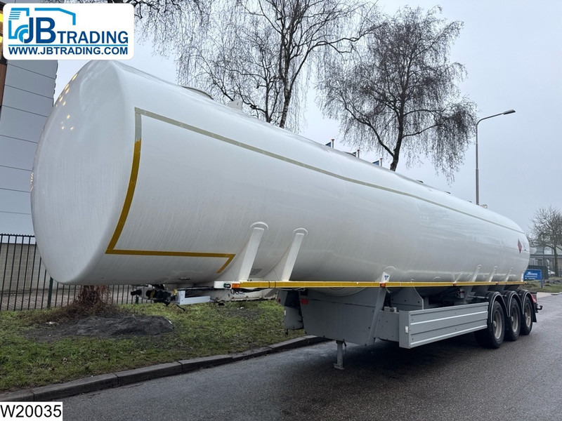 WILLIG Fuel 47.800 Liter, 6 Comp, ADR, Fuel - Tank semi-trailer: picture 1 WILLIG Fuel 47.800 Liter, 6 Comp, ADR, Fuel - Tank semi-trailer: picture 1