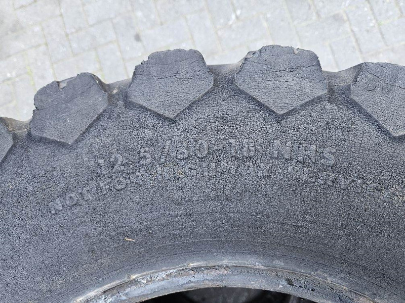 Ahlmann AL95-Titan 12.5/80-18-Tire/Reifen/Band - Wheels and tires for Construction machinery: picture 5 Ahlmann AL95-Titan 12.5/80-18-Tire/Reifen/Band - Wheels and tires for Construction machinery: picture 5