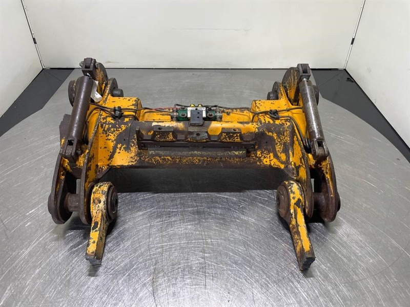 Ahlmann AZ10 - Quick coupler/Schnellwechsler/Snelwissel - Quick coupler for Construction machinery: picture 2 Ahlmann AZ10 - Quick coupler/Schnellwechsler/Snelwissel - Quick coupler for Construction machinery: picture 2