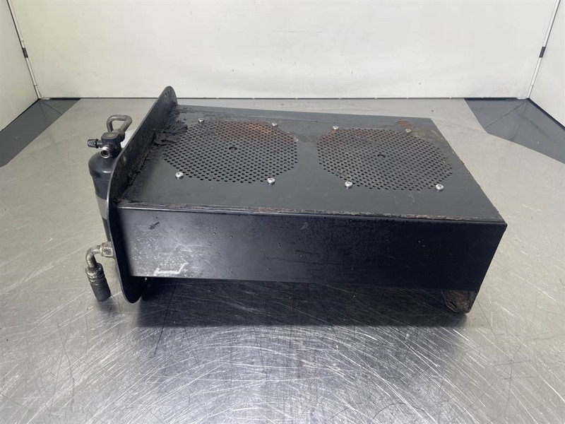 Frame/ Chassis for Construction machinery Ahlmann AZ150-4184898A-Airco condenser/Klimakondensator: picture 10 Frame/ Chassis for Construction machinery Ahlmann AZ150-4184898A-Airco condenser/Klimakondensator: picture 10