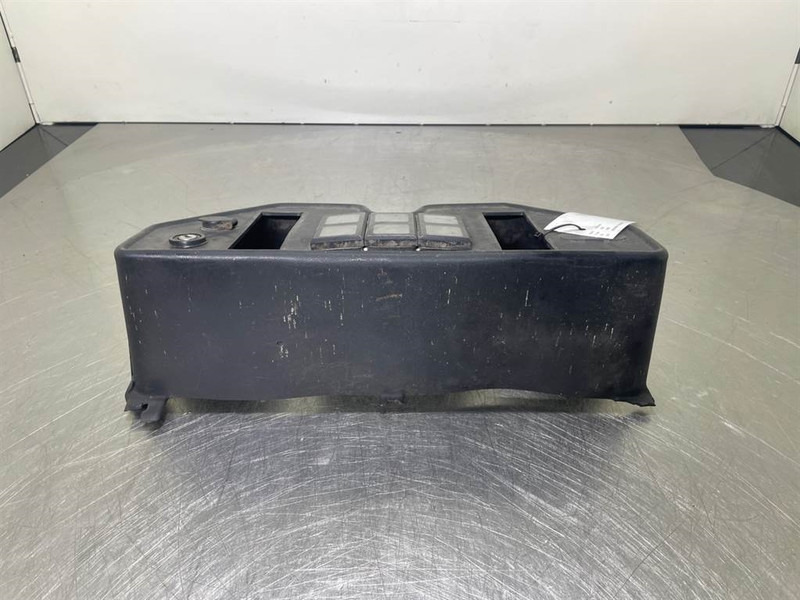 Ahlmann AZ6 - Dashboard/Console/Konsole - Cab and interior for Construction machinery: picture 3 Ahlmann AZ6 - Dashboard/Console/Konsole - Cab and interior for Construction machinery: picture 3