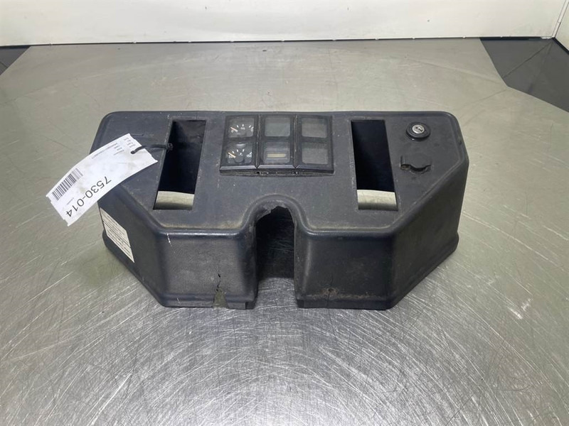 Ahlmann AZ6 - Dashboard/Console/Konsole - Cab and interior for Construction machinery: picture 1 Ahlmann AZ6 - Dashboard/Console/Konsole - Cab and interior for Construction machinery: picture 1