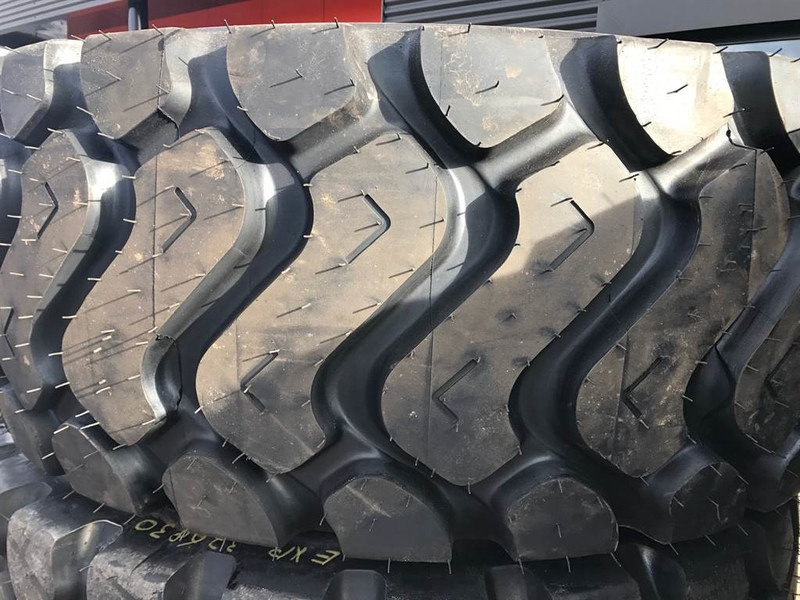 Banden/Reifen/Tires 26.5R25 XHA - Tyre/Reifen/Band - Wheels and tires for Construction machinery: picture 5 Banden/Reifen/Tires 26.5R25 XHA - Tyre/Reifen/Band - Wheels and tires for Construction machinery: picture 5