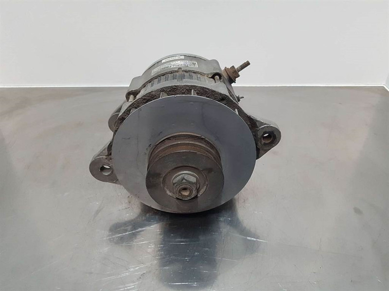Cat 177-9953-24V 80A-Alternator/Lichtmaschine/Dynamo - Engine for Construction machinery: picture 2 Cat 177-9953-24V 80A-Alternator/Lichtmaschine/Dynamo - Engine for Construction machinery: picture 2