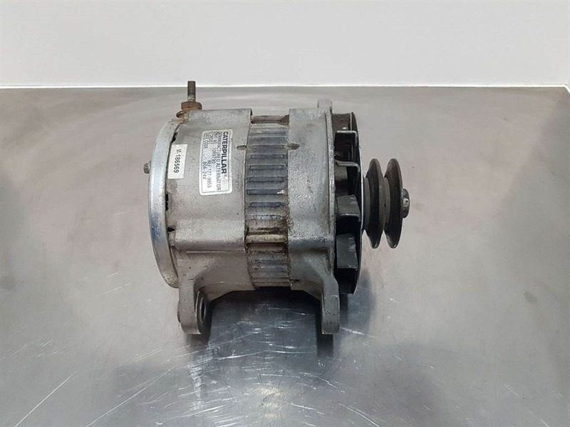 Cat 177-9953-24V 80A-Alternator/Lichtmaschine/Dynamo - Engine for Construction machinery: picture 3 Cat 177-9953-24V 80A-Alternator/Lichtmaschine/Dynamo - Engine for Construction machinery: picture 3