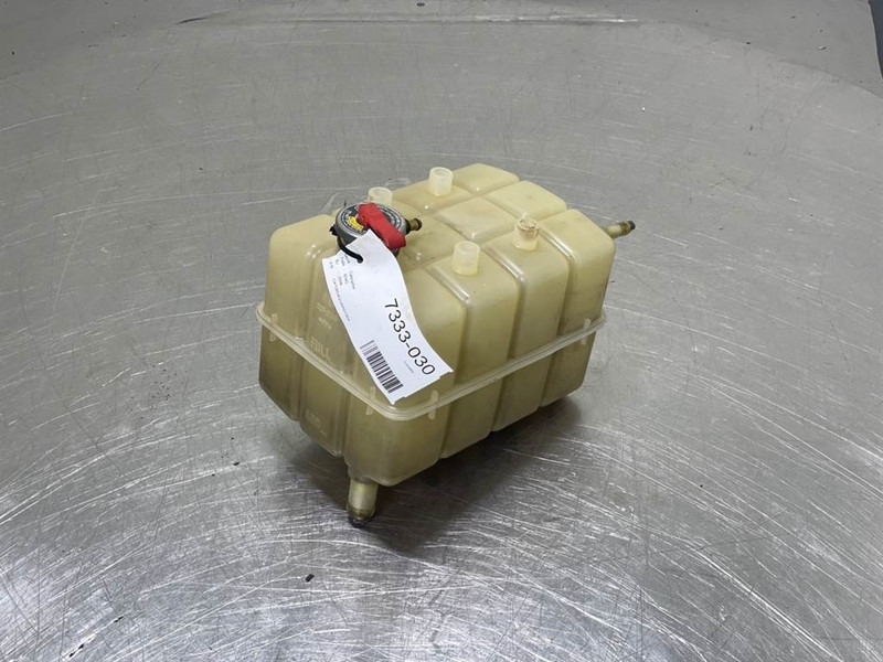 Cat 924G-227-0103-Expansion tank/Ausgleichsbehälter - Engine for Construction machinery: picture 1 Cat 924G-227-0103-Expansion tank/Ausgleichsbehälter - Engine for Construction machinery: picture 1