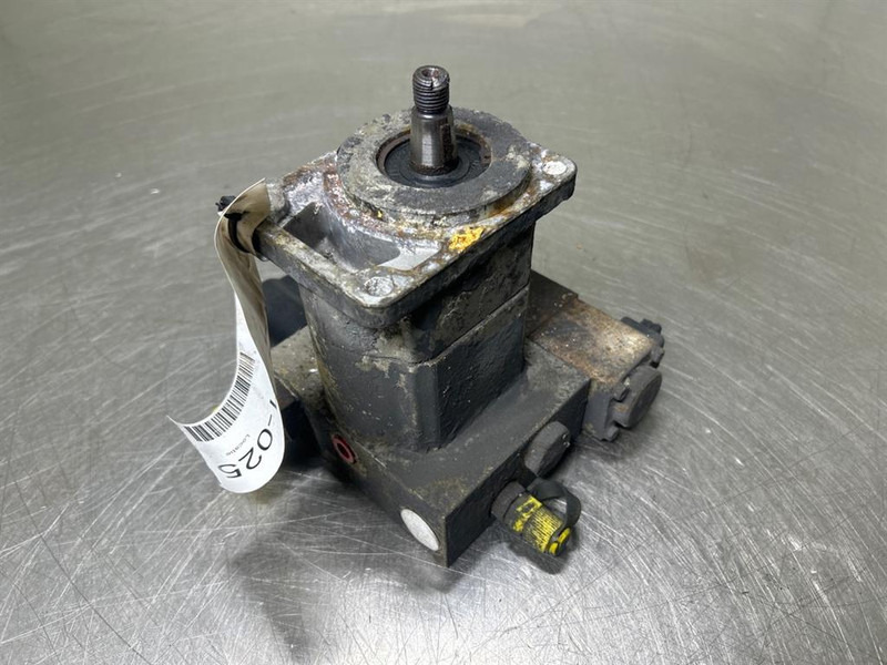 Hyundai HL740-9 - Gearpump/Zahnradpumpe/Tandwielpomp - Hydraulics for Construction machinery: picture 3 Hyundai HL740-9 - Gearpump/Zahnradpumpe/Tandwielpomp - Hydraulics for Construction machinery: picture 3