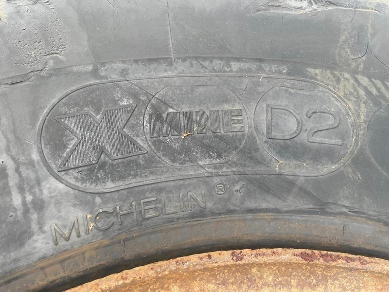 Wheels and tires for Construction machinery Hyundai HL740-9-Michelin 20.5R25-Tire/Reifen/Band: picture 6 Wheels and tires for Construction machinery Hyundai HL740-9-Michelin 20.5R25-Tire/Reifen/Band: picture 6