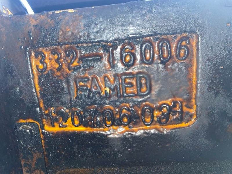 JCB TM220-332-T6006-Counterweight/Heckgewicht - Frame/ Chassis for Construction machinery: picture 5 JCB TM220-332-T6006-Counterweight/Heckgewicht - Frame/ Chassis for Construction machinery: picture 5