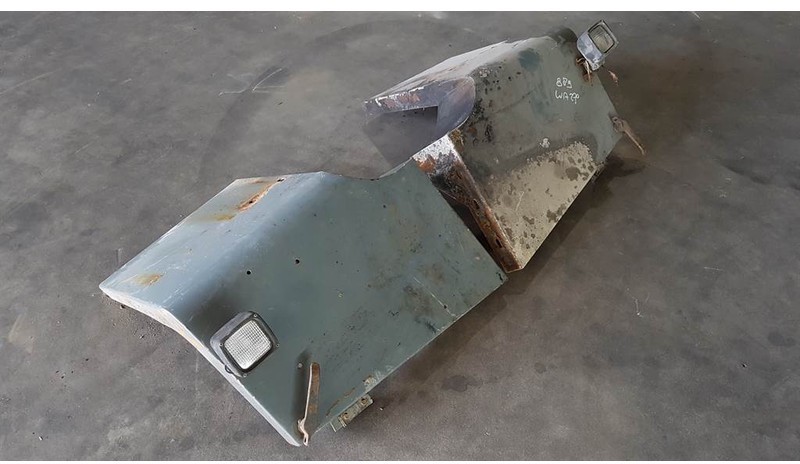 Komatsu WA 270 - 3 - Fender/Kotflügel/Spatbord - Fender for Construction machinery: picture 2 Komatsu WA 270 - 3 - Fender/Kotflügel/Spatbord - Fender for Construction machinery: picture 2