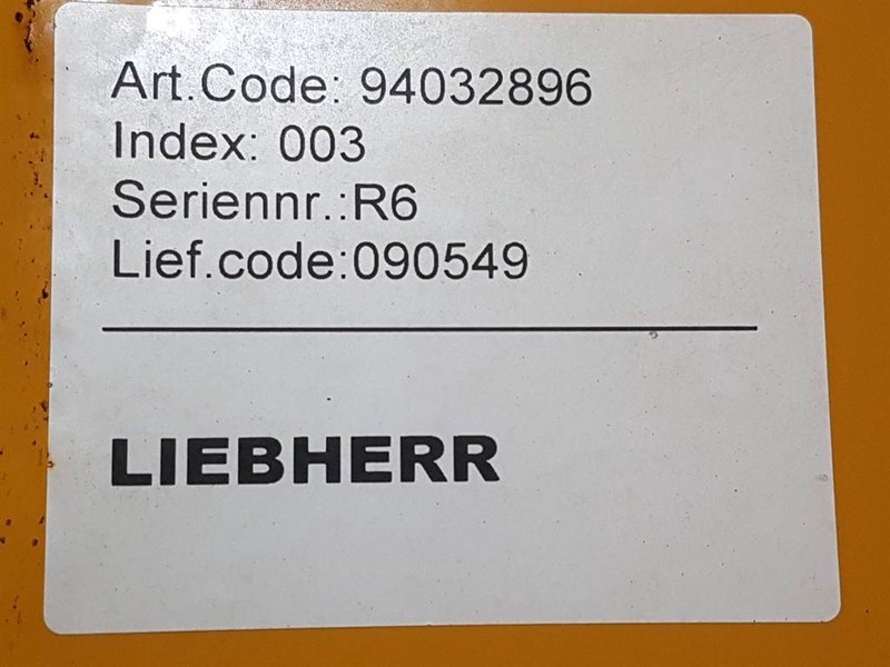 Liebherr R914Compact-94032896-Cabin/Kabine/Cabine - Cab and interior for Construction machinery: picture 5 Liebherr R914Compact-94032896-Cabin/Kabine/Cabine - Cab and interior for Construction machinery: picture 5
