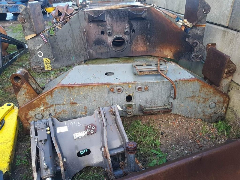Liebherr - Undercarriage/Unterwagen/Onderwagen - Frame/ Chassis: picture 2 Liebherr - Undercarriage/Unterwagen/Onderwagen - Frame/ Chassis: picture 2