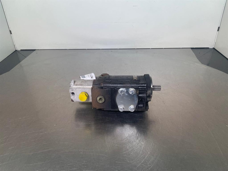 Manitou MT1840-52537440-Gearpump/Zahnradpumpe/Tandwielpomp - Hydraulics for Construction machinery: picture 1 Manitou MT1840-52537440-Gearpump/Zahnradpumpe/Tandwielpomp - Hydraulics for Construction machinery: picture 1