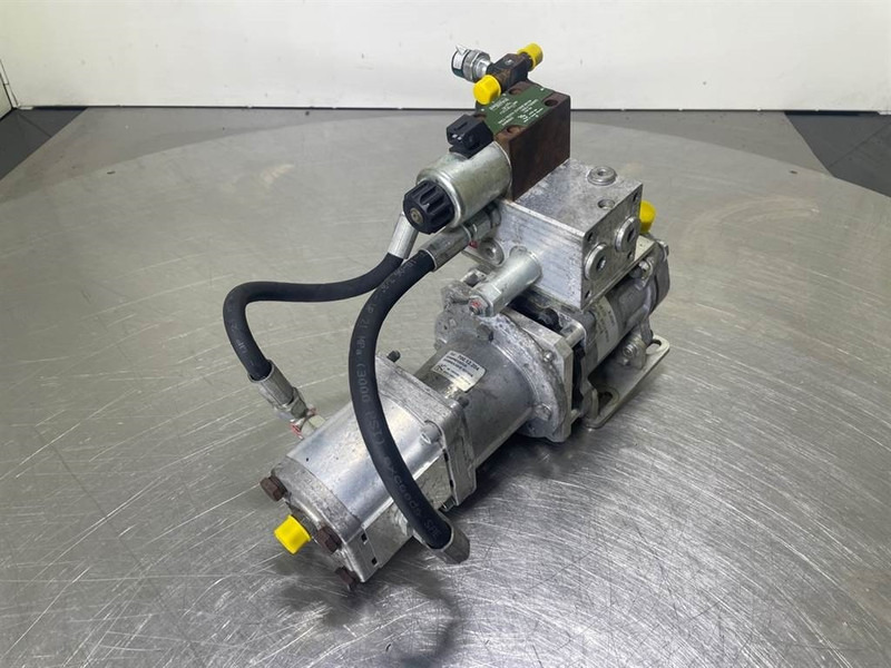 Mecalac 12MTX-5620108/6090359/6050187-Compressor - Engine for Construction machinery: picture 2 Mecalac 12MTX-5620108/6090359/6050187-Compressor - Engine for Construction machinery: picture 2