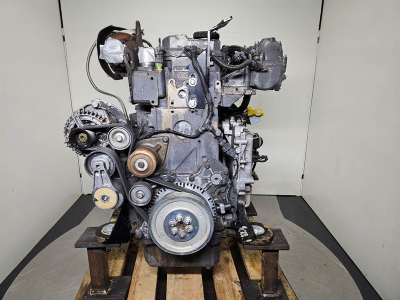 New Holland W110C-FPT F4HFE413J-Engine/Motor - Engine for Construction machinery: picture 3 New Holland W110C-FPT F4HFE413J-Engine/Motor - Engine for Construction machinery: picture 3