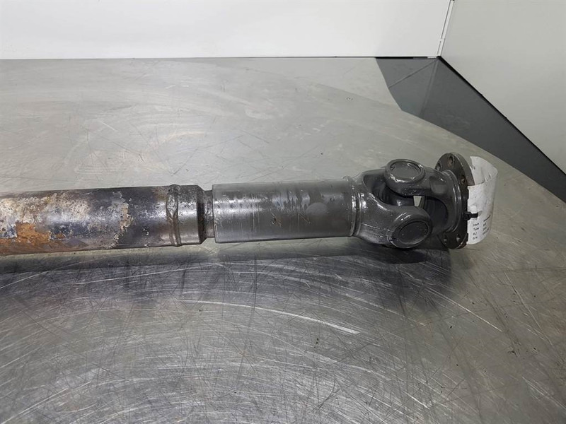 Sennebogen 818 - Propshaft/Gelenkwelle/Cardanas - Axle and parts for Construction machinery: picture 5 Sennebogen 818 - Propshaft/Gelenkwelle/Cardanas - Axle and parts for Construction machinery: picture 5