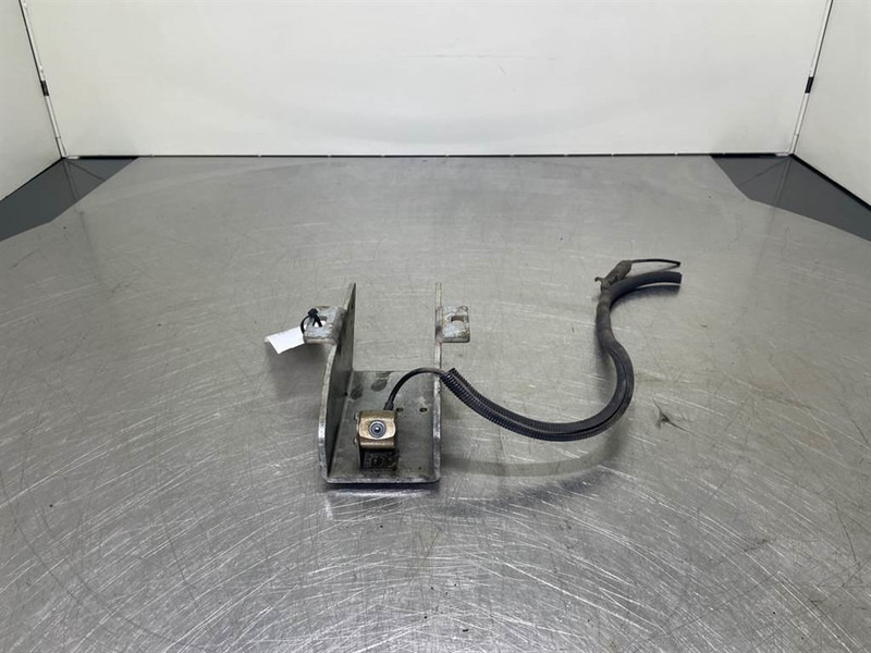 Sennebogen 835E-141092-Holder with Camera/Kamera - Cab and interior for Construction machinery: picture 1 Sennebogen 835E-141092-Holder with Camera/Kamera - Cab and interior for Construction machinery: picture 1