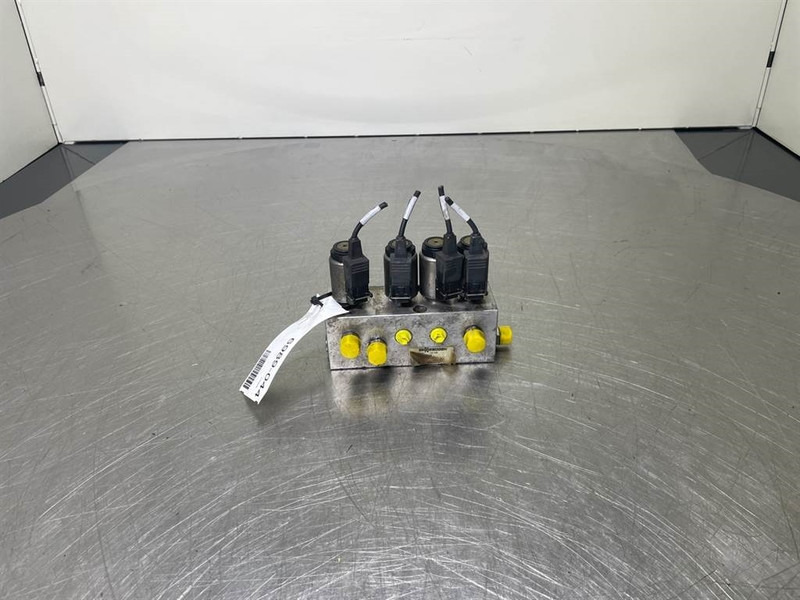Sennebogen 835E-142529-Valve/Ventile/Ventiel - Hydraulics for Construction machinery: picture 1 Sennebogen 835E-142529-Valve/Ventile/Ventiel - Hydraulics for Construction machinery: picture 1