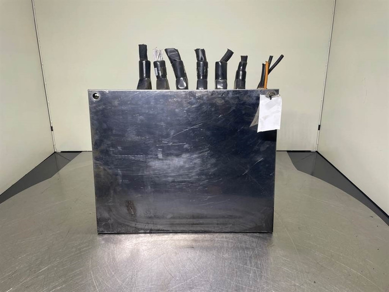 Sennebogen 835E-175343-Switch kabinet/Schaltschrank - Electrical system for Construction machinery: picture 2 Sennebogen 835E-175343-Switch kabinet/Schaltschrank - Electrical system for Construction machinery: picture 2