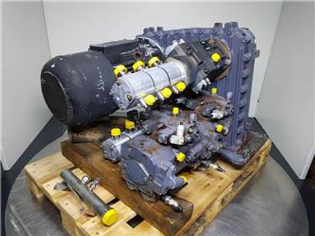 Vögele VISION 5100-2/5103-2-2071925-Transmission/Getriebe - Gearbox and parts for Construction machinery: picture 1 Vögele VISION 5100-2/5103-2-2071925-Transmission/Getriebe - Gearbox and parts for Construction machinery: picture 1