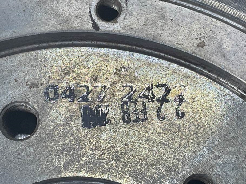 Volvo L30B-Z/X-Deutz TD2011L04I-04272422-Flywheel - Engine for Construction machinery: picture 3 Volvo L30B-Z/X-Deutz TD2011L04I-04272422-Flywheel - Engine for Construction machinery: picture 3