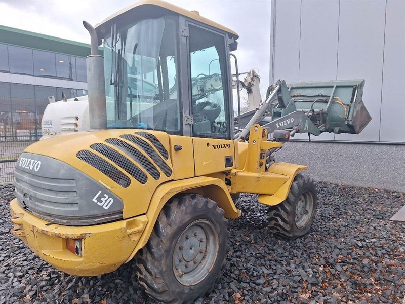 Volvo L30D - (For parts) - Wheel loader: picture 3 Volvo L30D - (For parts) - Wheel loader: picture 3