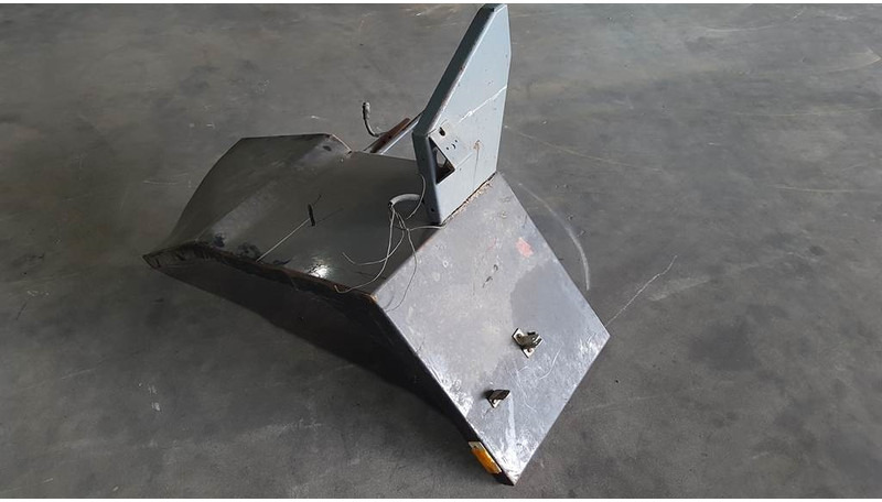 Werklust WG 35 D - Fender/Kotflügel/Spatbord - Fender for Construction machinery: picture 3 Werklust WG 35 D - Fender/Kotflügel/Spatbord - Fender for Construction machinery: picture 3