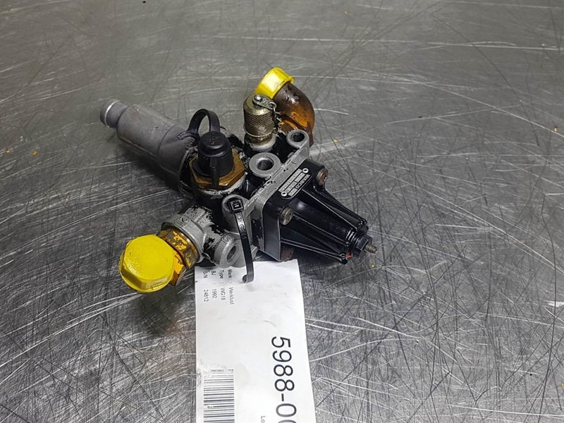 Werklust WG18 - Wabco 9753034430 - Pressure controller - Brake parts for Construction machinery: picture 2 Werklust WG18 - Wabco 9753034430 - Pressure controller - Brake parts for Construction machinery: picture 2