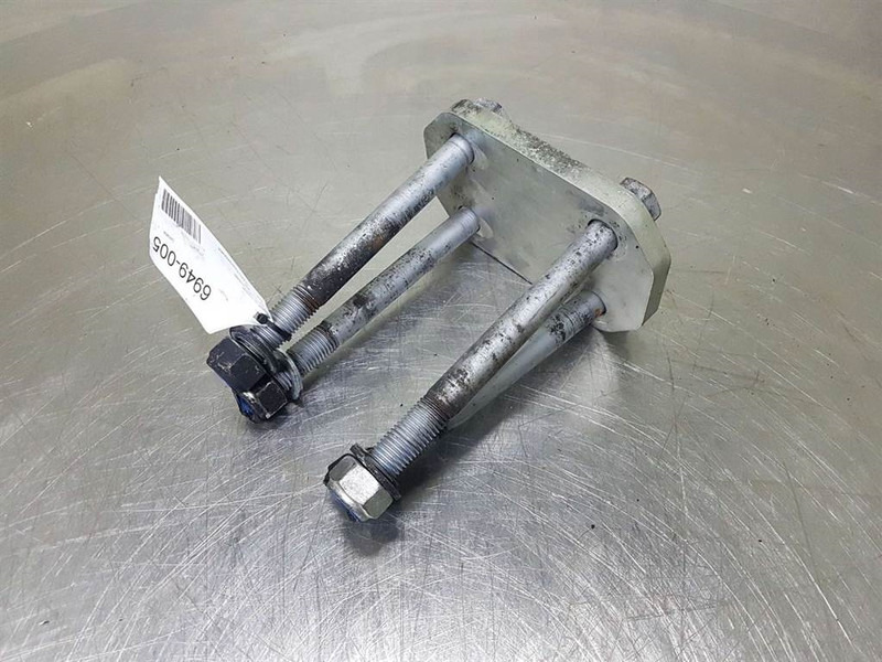 Yanmar V70-6435611004-Axle mounting/Achsbefestigung - Frame/ Chassis for Construction machinery: picture 1 Yanmar V70-6435611004-Axle mounting/Achsbefestigung - Frame/ Chassis for Construction machinery: picture 1