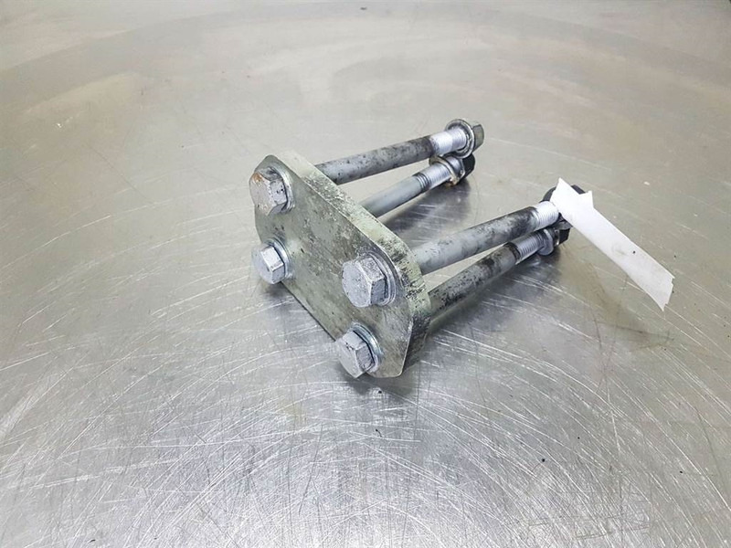 Yanmar V70-6435611004-Axle mounting/Achsbefestigung - Frame/ Chassis for Construction machinery: picture 2 Yanmar V70-6435611004-Axle mounting/Achsbefestigung - Frame/ Chassis for Construction machinery: picture 2