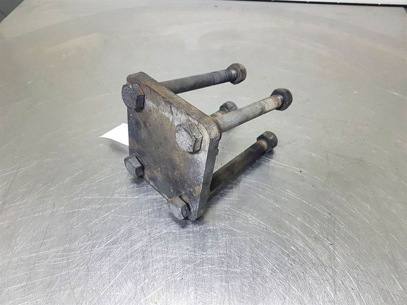 Yanmar V70 Speeder-6435539030-Axle mounting/Asstrop - Frame/ Chassis for Construction machinery: picture 2 Yanmar V70 Speeder-6435539030-Axle mounting/Asstrop - Frame/ Chassis for Construction machinery: picture 2