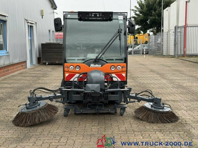 Hako Citymaster 2000 Sweeper 4 Radlenk. nur 4138 Std. - Road sweeper: picture 3 Hako Citymaster 2000 Sweeper 4 Radlenk. nur 4138 Std. - Road sweeper: picture 3