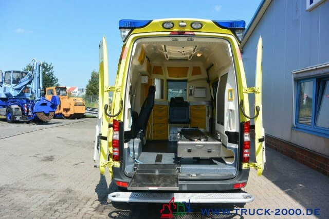 Mercedes-Benz Sprinter 316 RTW Ambulance Mobile Delfis Rettung - Ambulance: picture 5 Mercedes-Benz Sprinter 316 RTW Ambulance Mobile Delfis Rettung - Ambulance: picture 5