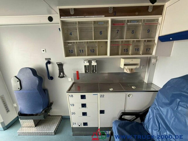 Mercedes-Benz Sprinter 516 Fahrtec RTW Luftfederung Retarder - Ambulance: picture 2 Mercedes-Benz Sprinter 516 Fahrtec RTW Luftfederung Retarder - Ambulance: picture 2