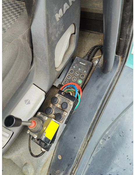 Hook lift truck MAN TGA 26.350 6x4 Container AJK Euronorm 3: picture 8