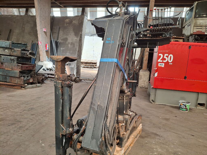 Atlas AK 4002 - Truck mounted crane: picture 2 Atlas AK 4002 - Truck mounted crane: picture 2