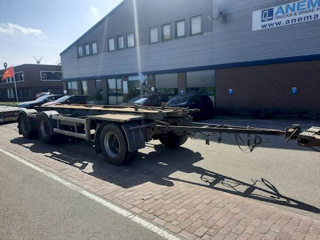 Floor FLA-3-101 - Container transporter/ Swap body semi-trailer: picture 5 Floor FLA-3-101 - Container transporter/ Swap body semi-trailer: picture 5