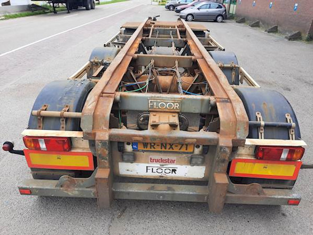 Floor FLA-3-101 - Container transporter/ Swap body semi-trailer: picture 5 Floor FLA-3-101 - Container transporter/ Swap body semi-trailer: picture 5