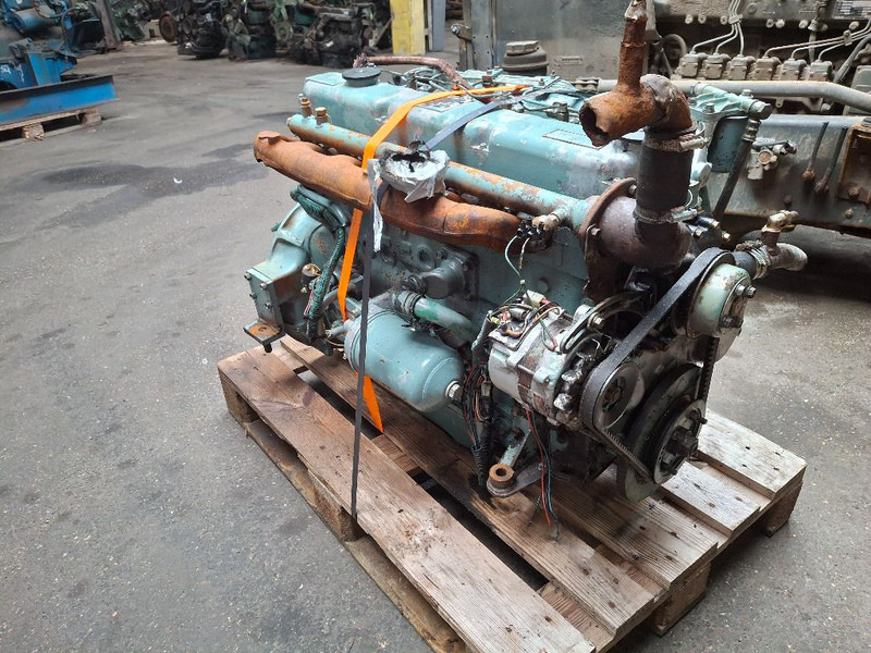 Mitsubishi 6DS70-P - Engine: picture 5 Mitsubishi 6DS70-P - Engine: picture 5