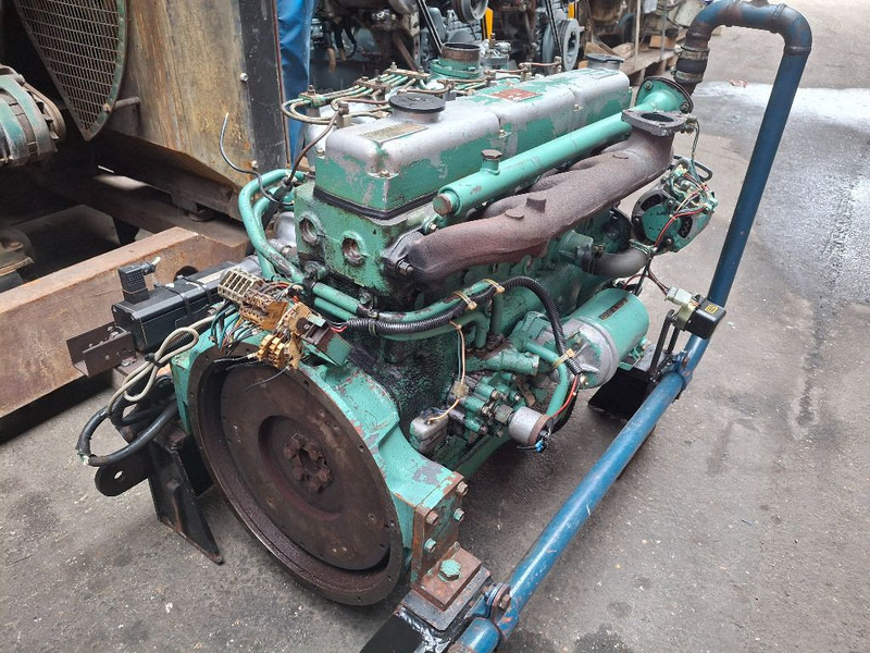 Mitsubishi 6DS70-P - Engine: picture 1 Mitsubishi 6DS70-P - Engine: picture 1