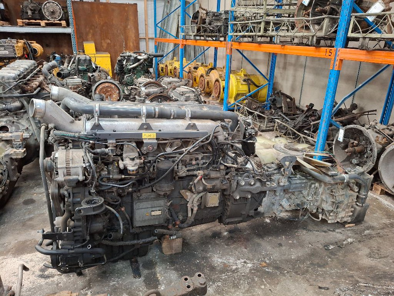 Renault PREMIUM 420DCI - Engine: picture 1 Renault PREMIUM 420DCI - Engine: picture 1