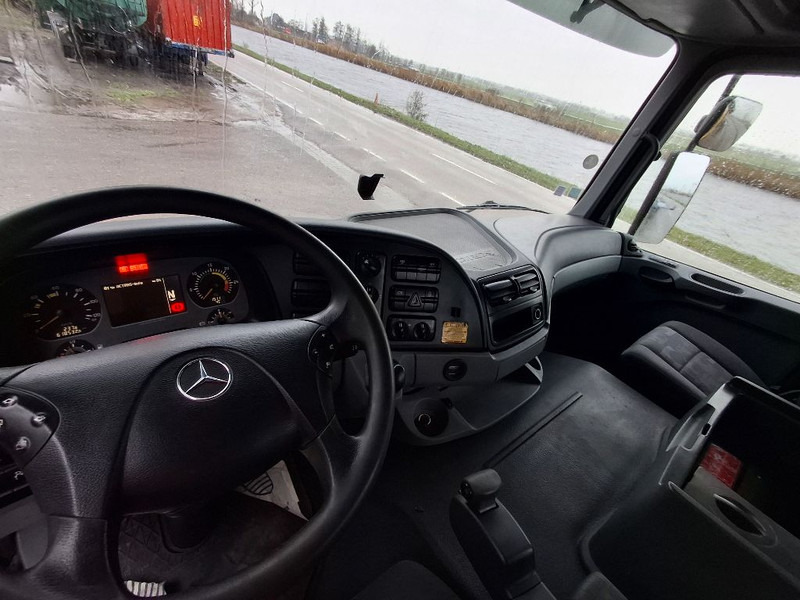 Mercedes-Benz ACTROS 2041 AS 4x4 - Tractor unit: picture 3 Mercedes-Benz ACTROS 2041 AS 4x4 - Tractor unit: picture 3