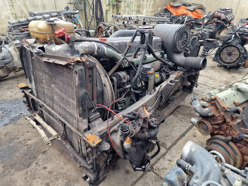 Volvo D12C380 - Engine: picture 1 Volvo D12C380 - Engine: picture 1