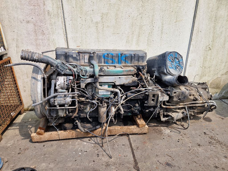 Volvo D12D380 - Engine: picture 2 Volvo D12D380 - Engine: picture 2