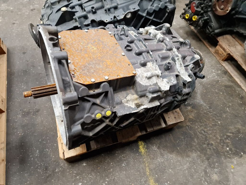 ZF ASTRONIC 12AS2330 TD - Gearbox: picture 1 ZF ASTRONIC 12AS2330 TD - Gearbox: picture 1