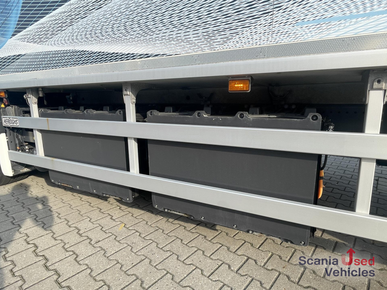 SCANIA 25P BEV B4x2NA ELECTRIC TAIL LIFT 2.5T 760X250X264 - Box truck, Electric truck: picture 4 SCANIA 25P BEV B4x2NA ELECTRIC TAIL LIFT 2.5T 760X250X264 - Box truck, Electric truck: picture 4