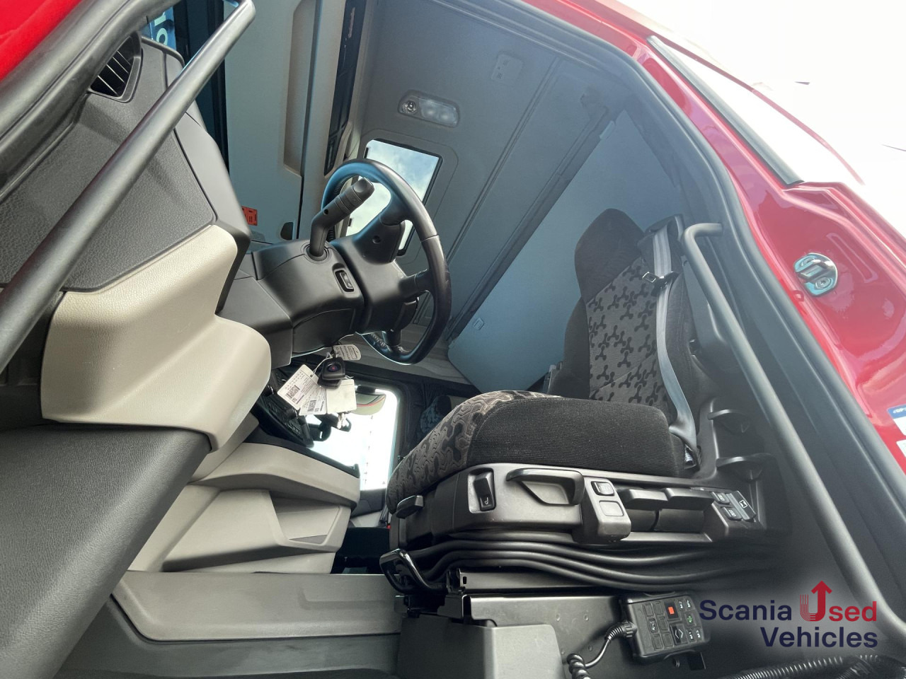 SCANIA R 410 A4x2NA RETARDER LED NAVI - Tractor unit: picture 4 SCANIA R 410 A4x2NA RETARDER LED NAVI - Tractor unit: picture 4