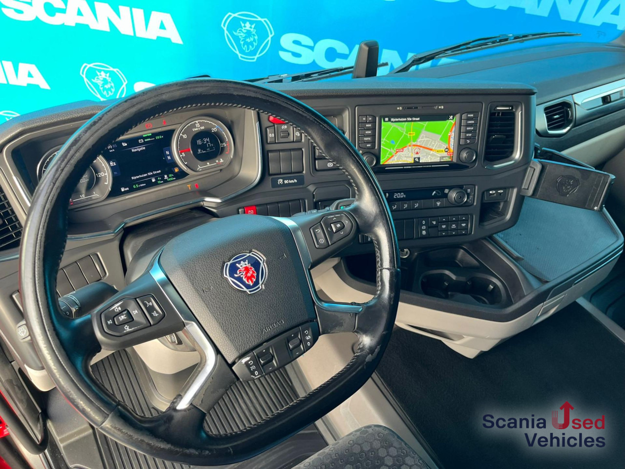 SCANIA R 450 A4x2NA RETARDER LED NAVI PTO - Tractor unit: picture 4 SCANIA R 450 A4x2NA RETARDER LED NAVI PTO - Tractor unit: picture 4