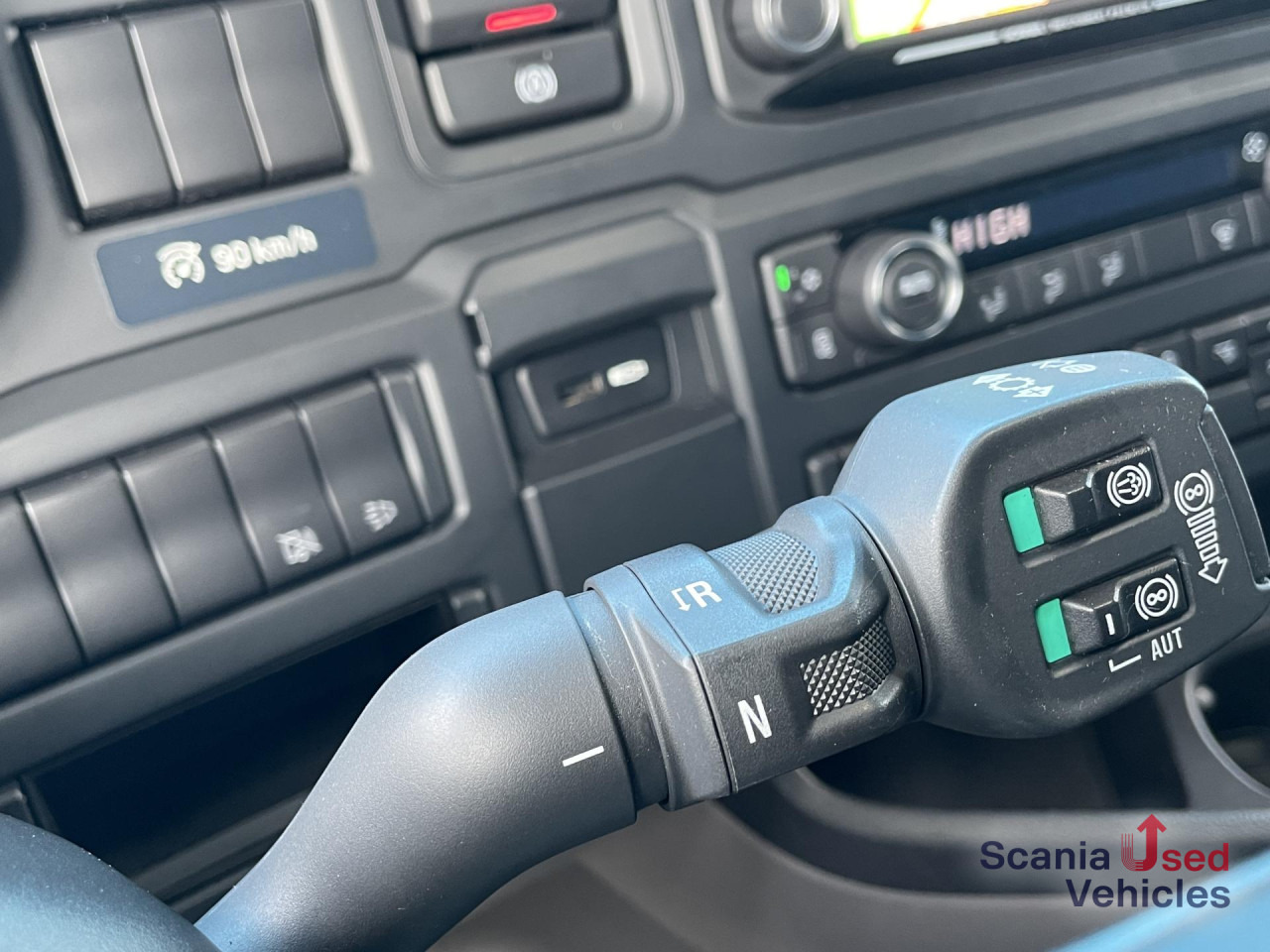 SCANIA R 450 A4x2NB DIFF-L RETARDER FULL AIR P-AIRCO ACC - Tractor unit: picture 3 SCANIA R 450 A4x2NB DIFF-L RETARDER FULL AIR P-AIRCO ACC - Tractor unit: picture 3